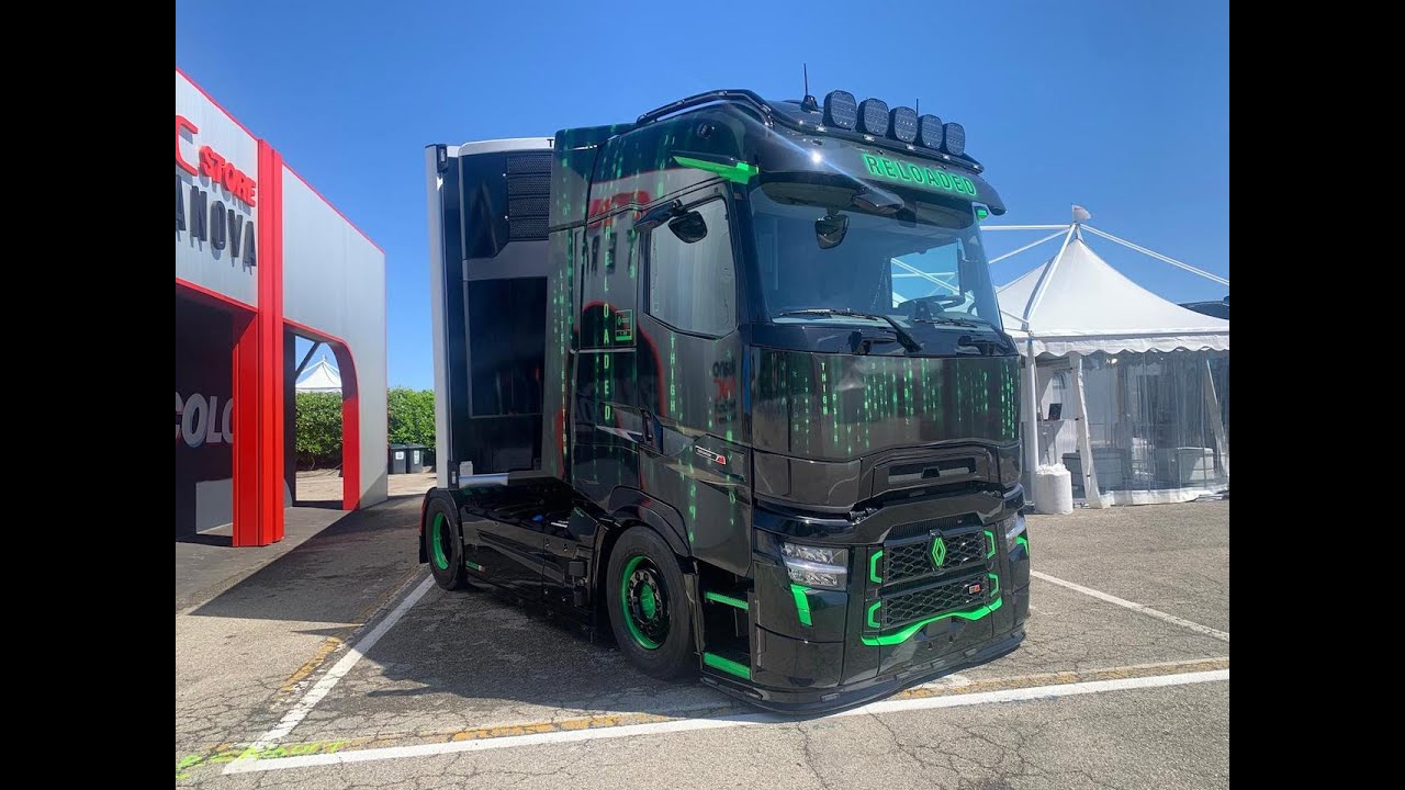 Trasportatori affascinati dalla Limited Edition Renault Trucks T High Reloaded