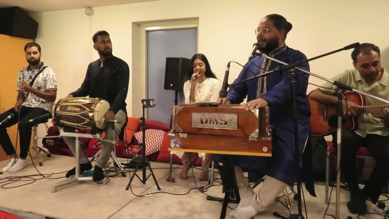 Narmada Music - Jis Bhajan Mein Ram - Live Bhajan Program