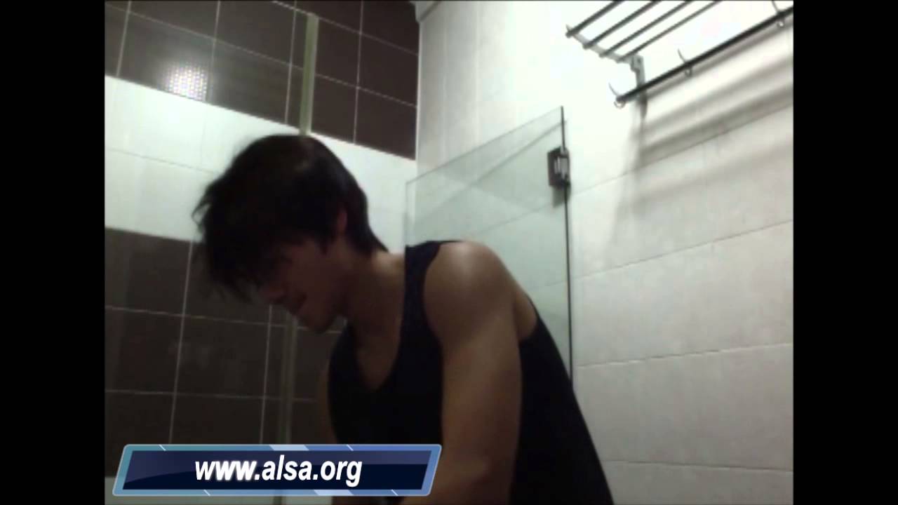 ALS Ice Bucket Challenge - BUNZ 包尚泽