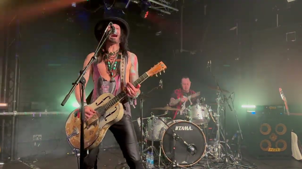 Troy Redfern @ The Live Rooms, Chester 21:06:24 Sweet Carolina