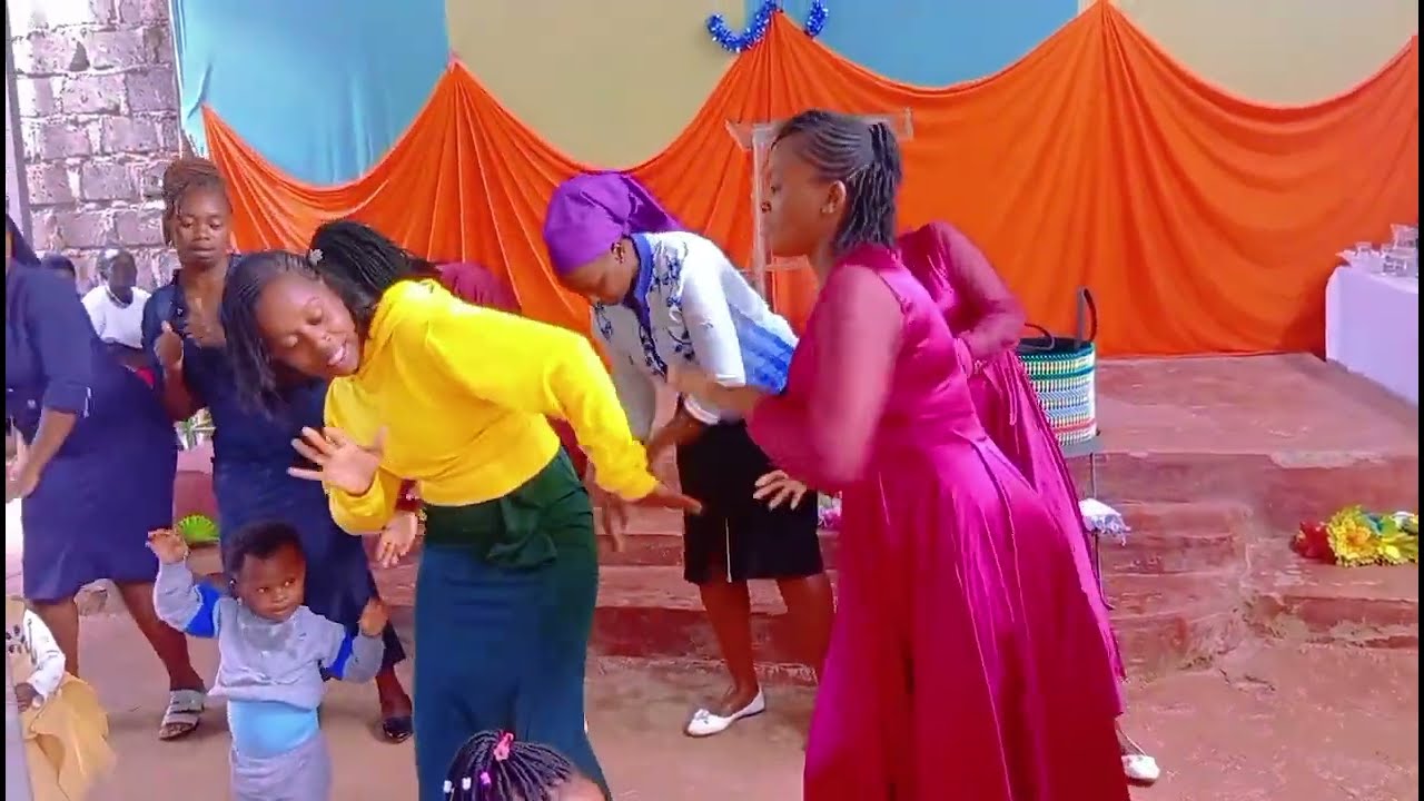 NDEREREKA CHALLENGE BY THE HEAVEN'S WI-FI @PRRC KIGANJO #mama EDU#kikuyugospel 🙏