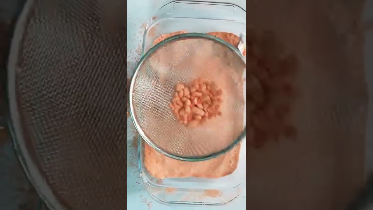 baking soda sifting pebbles crush #asmr #shorts #bakingsoda