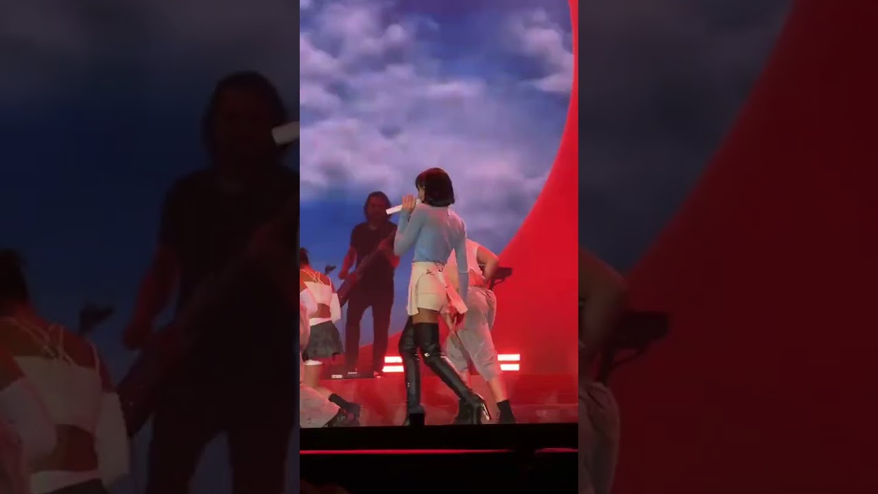 Mon Amour Remix - Aitana | Concierto Alpha Tour Sevilla