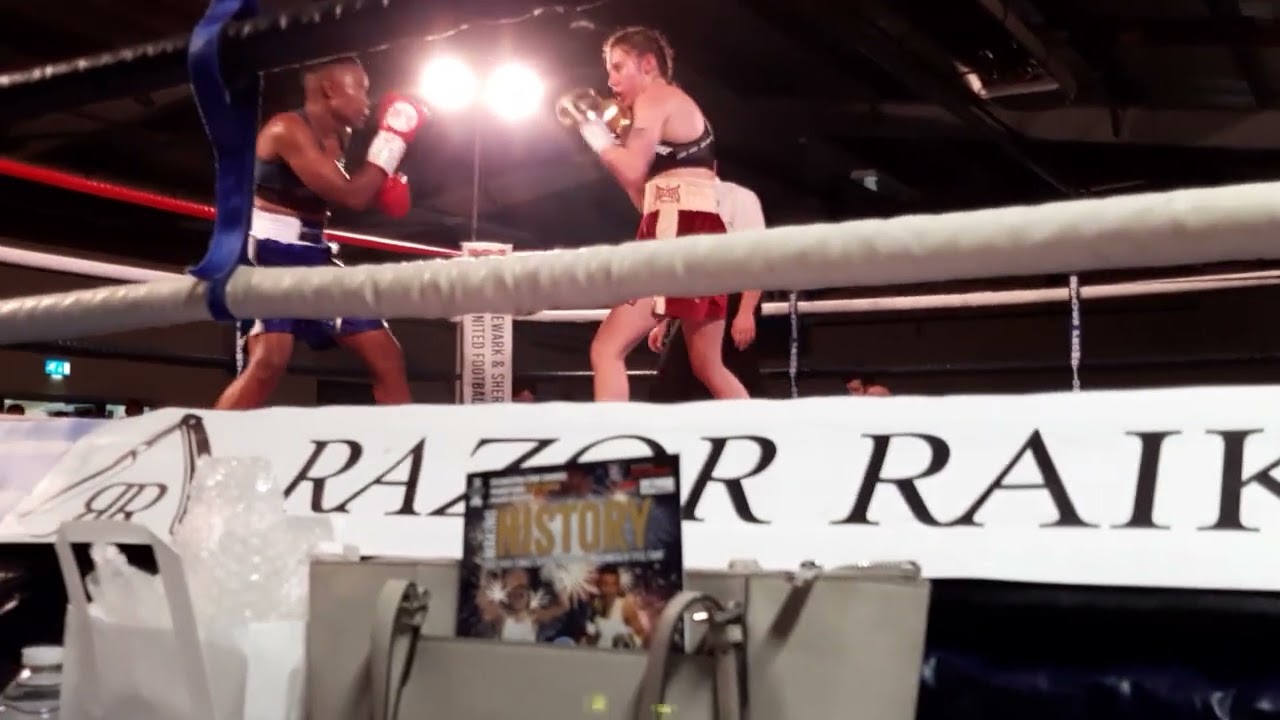 Emma Dolan Against Halima Vunjabei 10X2 Minutes Round Female Commonwealth Super Flyweight Title