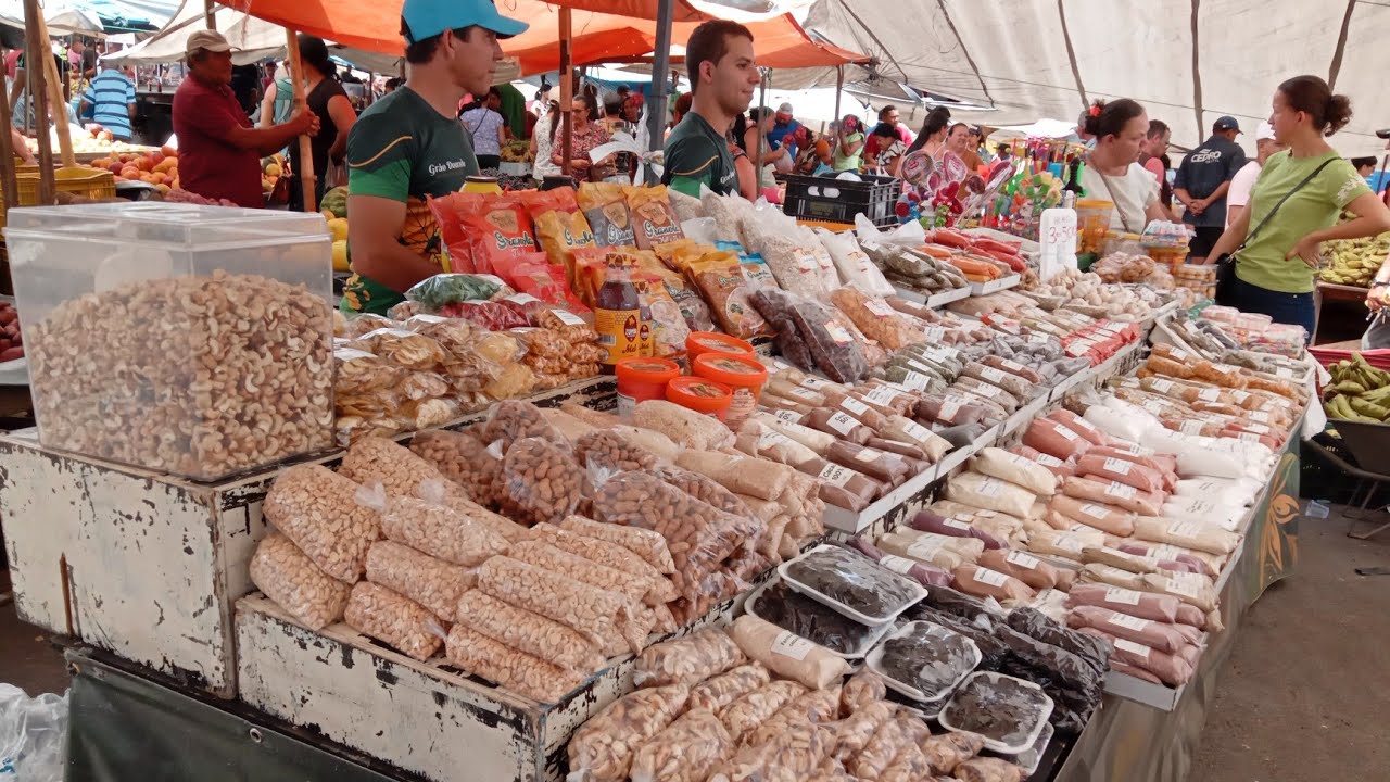 FEIRA LIVRE DE LAJEDO-PE COM MUITA FARTURA PRODUTOS FRESCOS E MUITA DELÍCIAS 07-01-2026