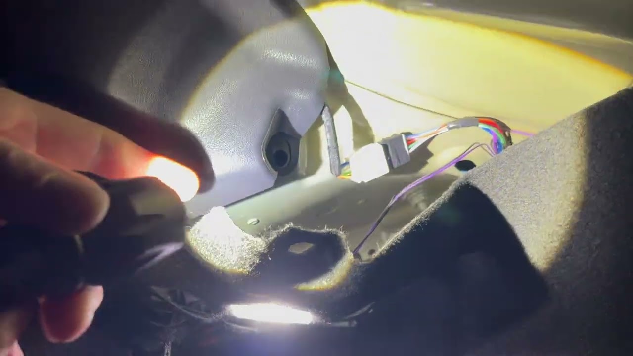 Licht im Tesla Model 3 - Kofferraumbeleuchtung miserabel - DIY ⚡️Lichtleiste & neue LED Leuchten 💡 😉
