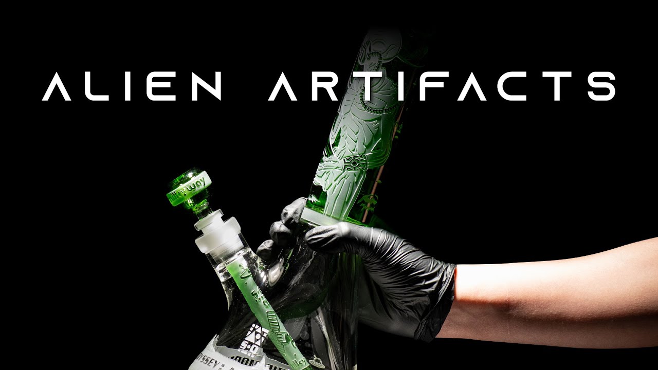 Alien Artifacts: New Space Odyssey Beaker Bong!