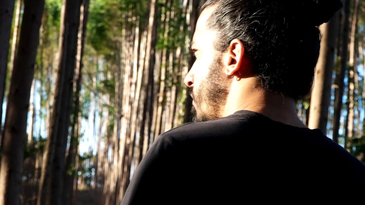 AndréLaRock canta Drowning in Your Eyes - Ephraim Lewis