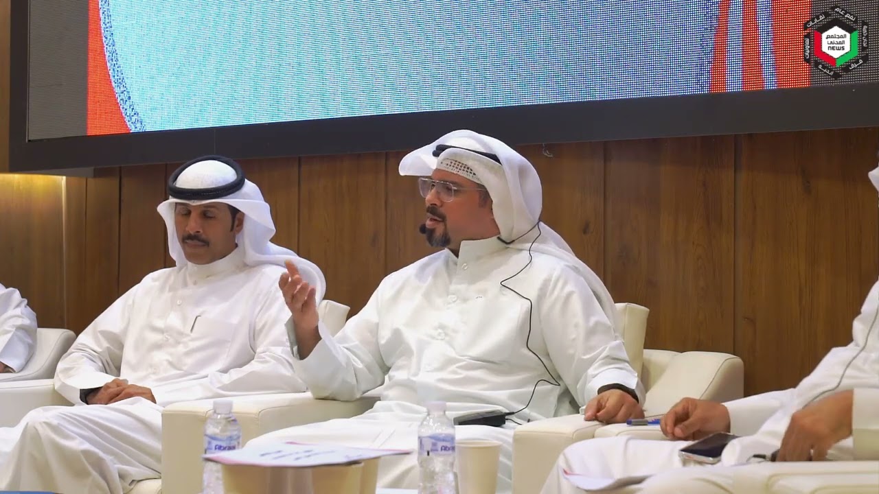الحلقة النقاشية:رؤية مستقبلية وتنمية مستدامة