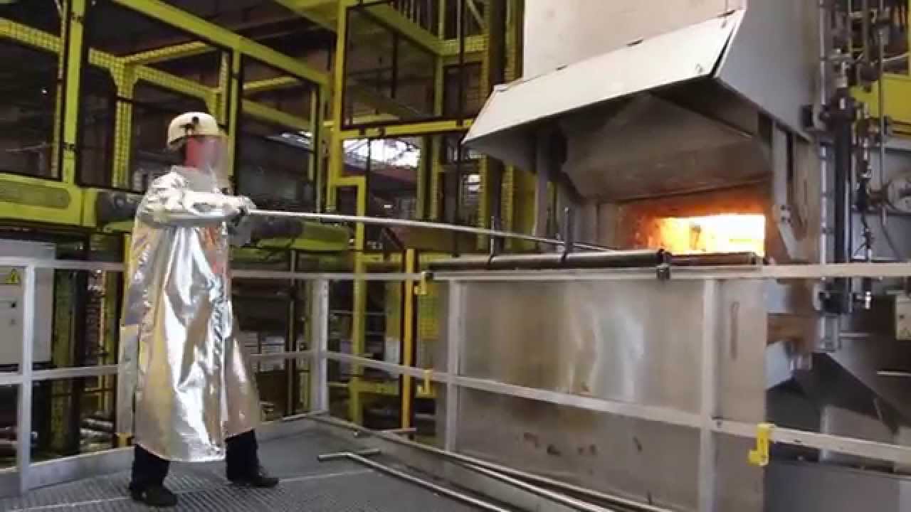 Visite de l'usine PSA de Mulhouse : la fonderie