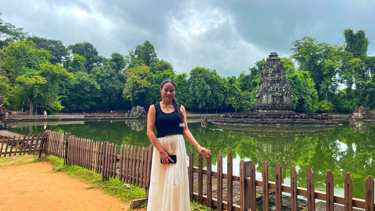 4K Temple In Cambodia: Walking Tour in Neak Pean Temple at Angkor, Siem Reap