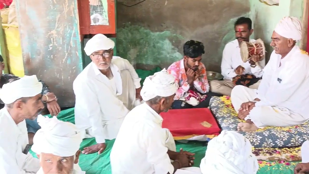 અમરત ભુવાજી  ની જોરદાર ધુણ  સધી ધામ તે ર વા ડા    