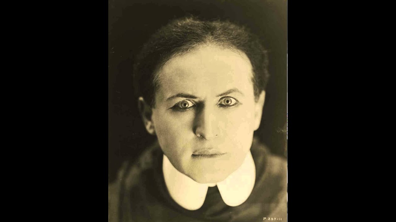 Circle Takes the Square - Houdini Logic (8-Bit)