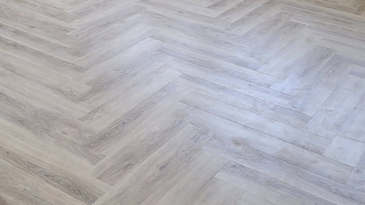 New LVP Invictus oak vanilla, how to lay// part 1