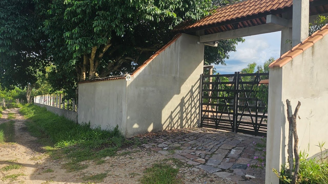 LINDA CHÁCARA À VENDA ISCLITURADA COM POÇO ARTESIANO E MUITAS  FRUTEIRAS