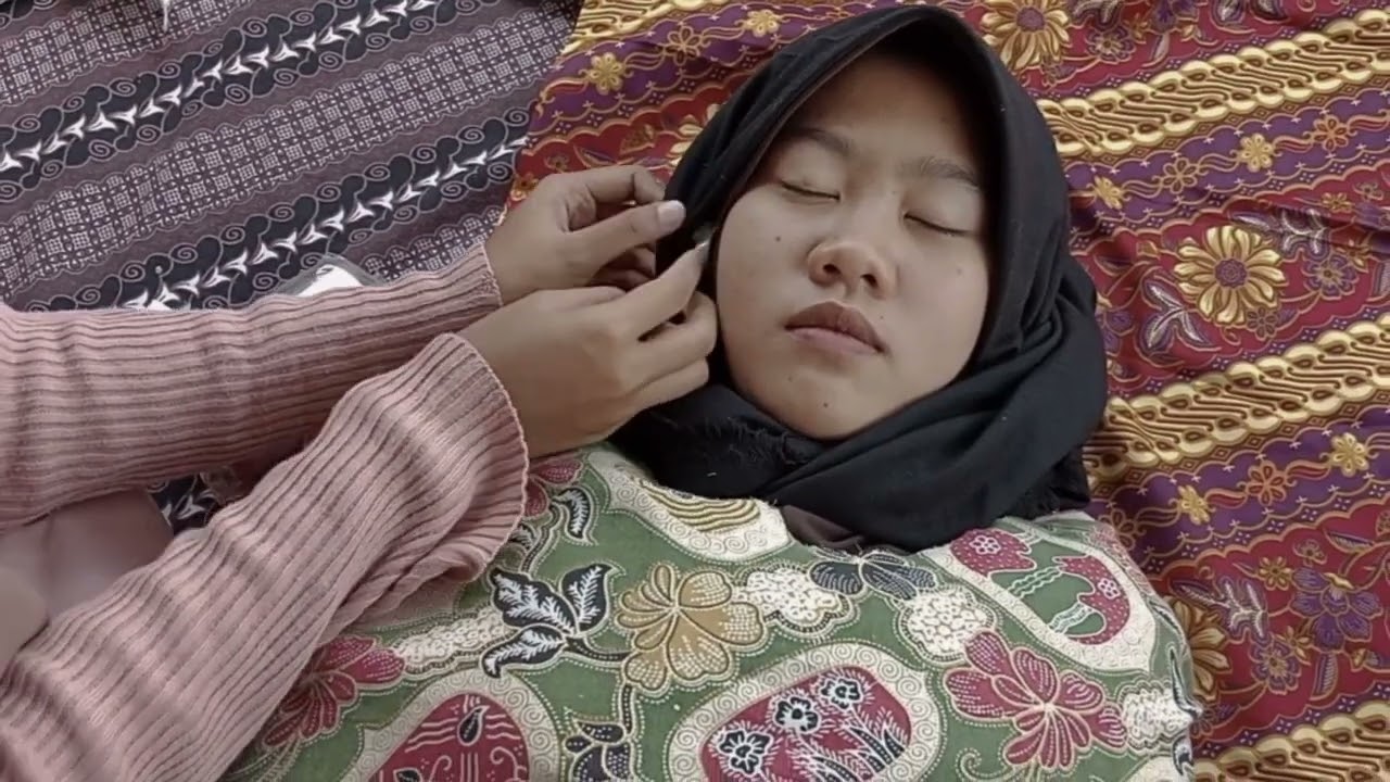 praktik perawatan jenazah (simulasi)