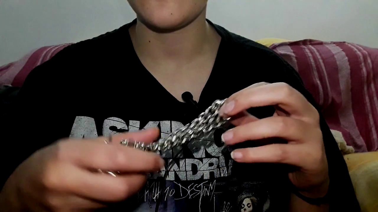 ASMR ESPAÑOL (tapping y sonidos con cadena en mi descanso de estudio)