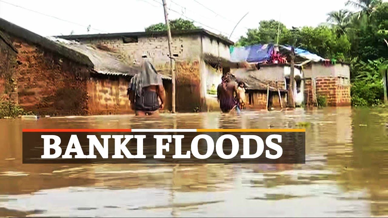 Odisha Floods- Banki People Wade Through Knee-Deep Water | OTV News