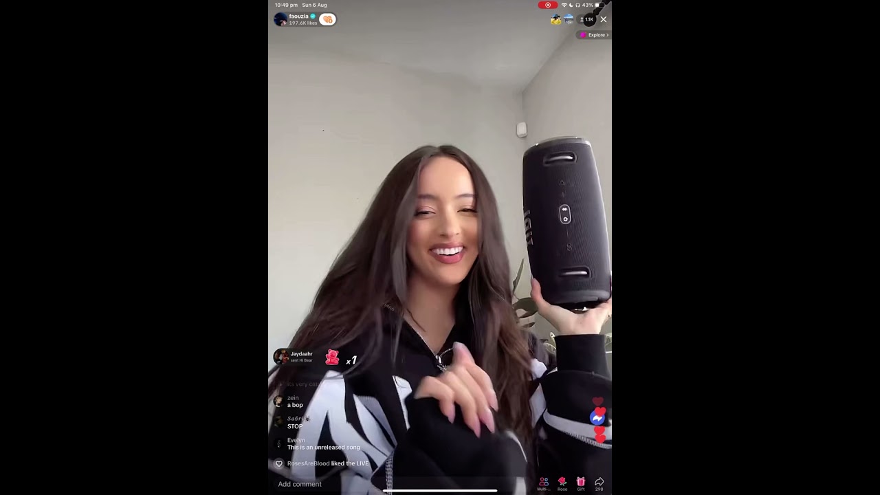 Faouzia Teasing Unreleased Song 