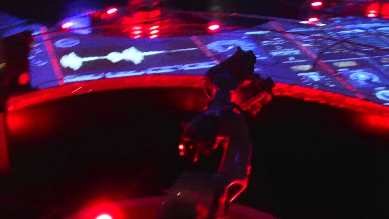 Danse avec les robots remixee par Martin Solveig!