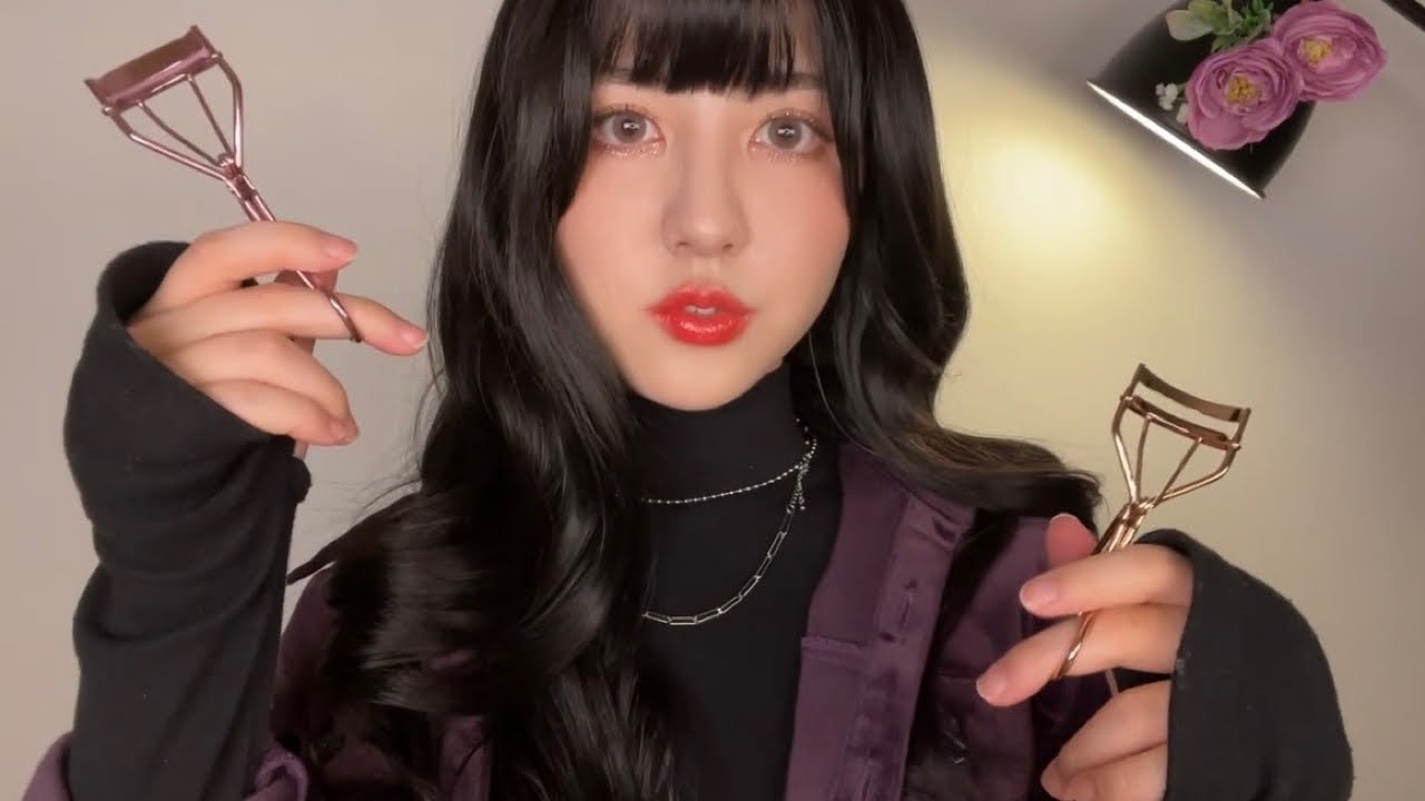 ASMR I'm sure, there's at least one *Eyelash Curler* sound of your taste💘 *5 Curlers sound*