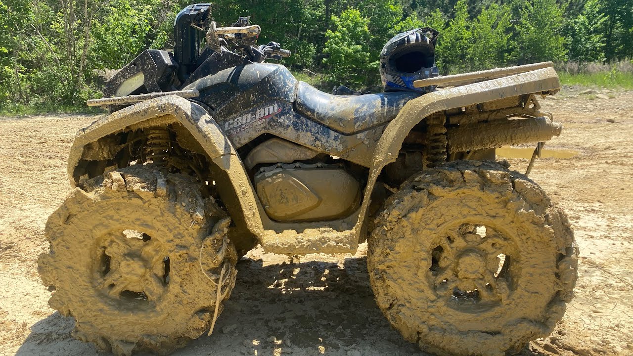 1st gen outlander 800 trying out 30'' BKT's!! Renegade 1000 on Assassinators!!
