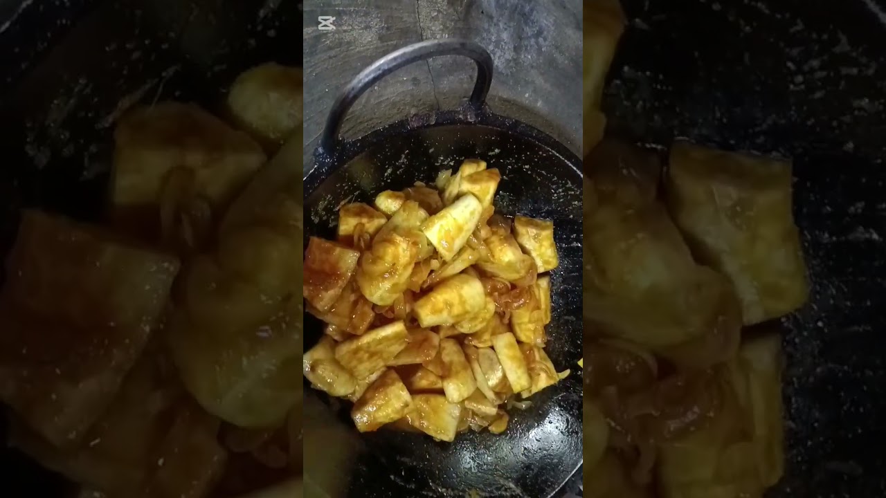 কাটা রুই মাছ দিয়ে কলা ঝোল
