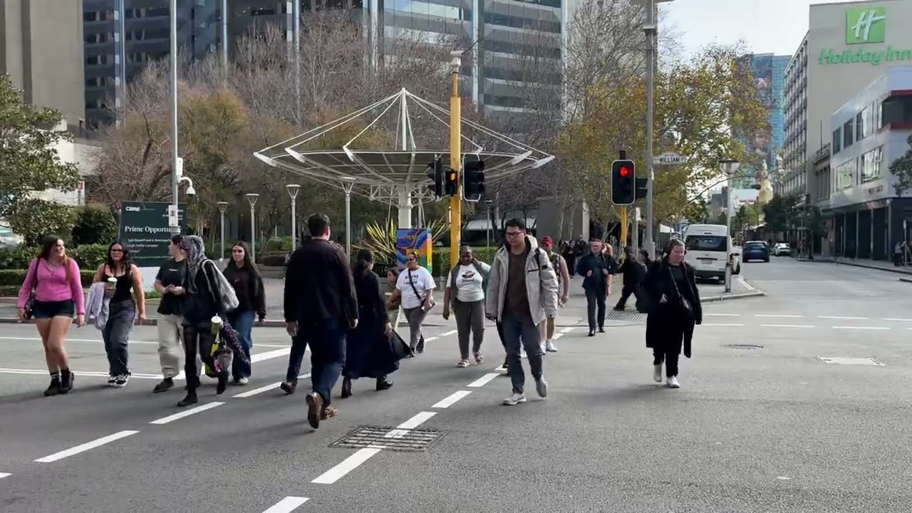 Perth City Centre 4K Walking Tour 2025 |  London Court Street and City Sights Australia.