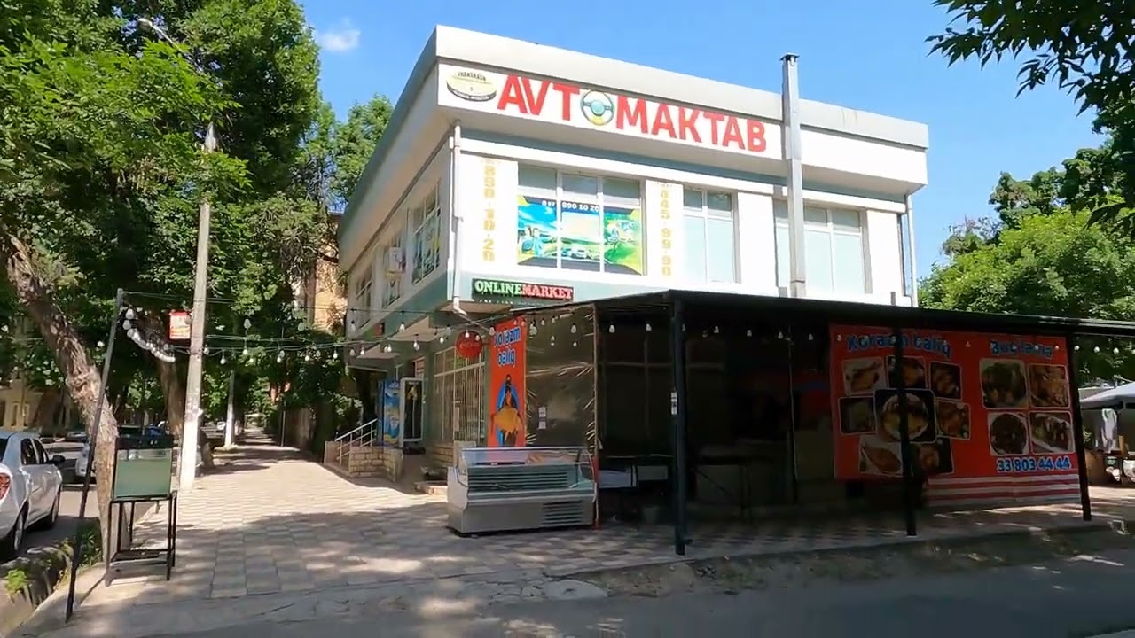 Ташкент. Дубовая. Угловой дом №18 . Каракалпакское кафе . Бывший Дом Пионеров на Дубовой.