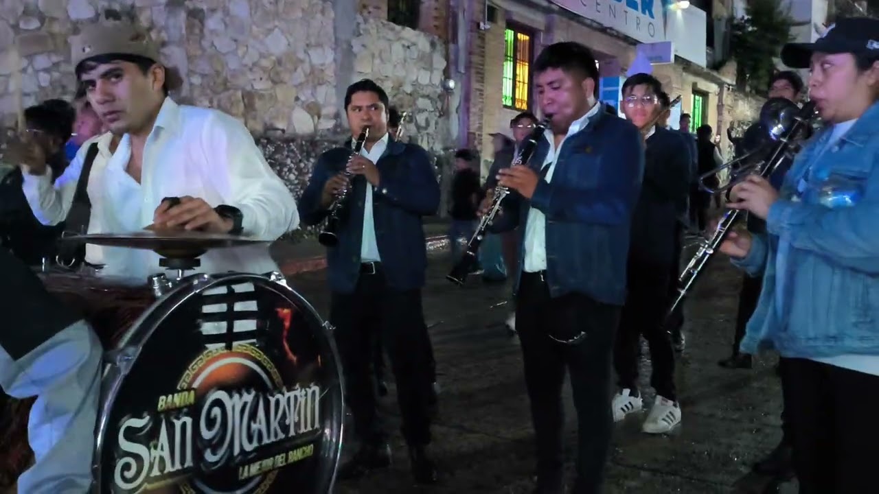 Abejorros - Banda San Martín La Mejor Del Rancho 