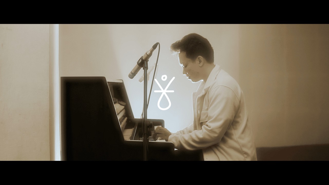 Gede Yudis - sky (Official Live Video)