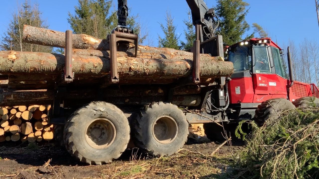 Köp Skotare Valmet 890 breddbar på Klaravik