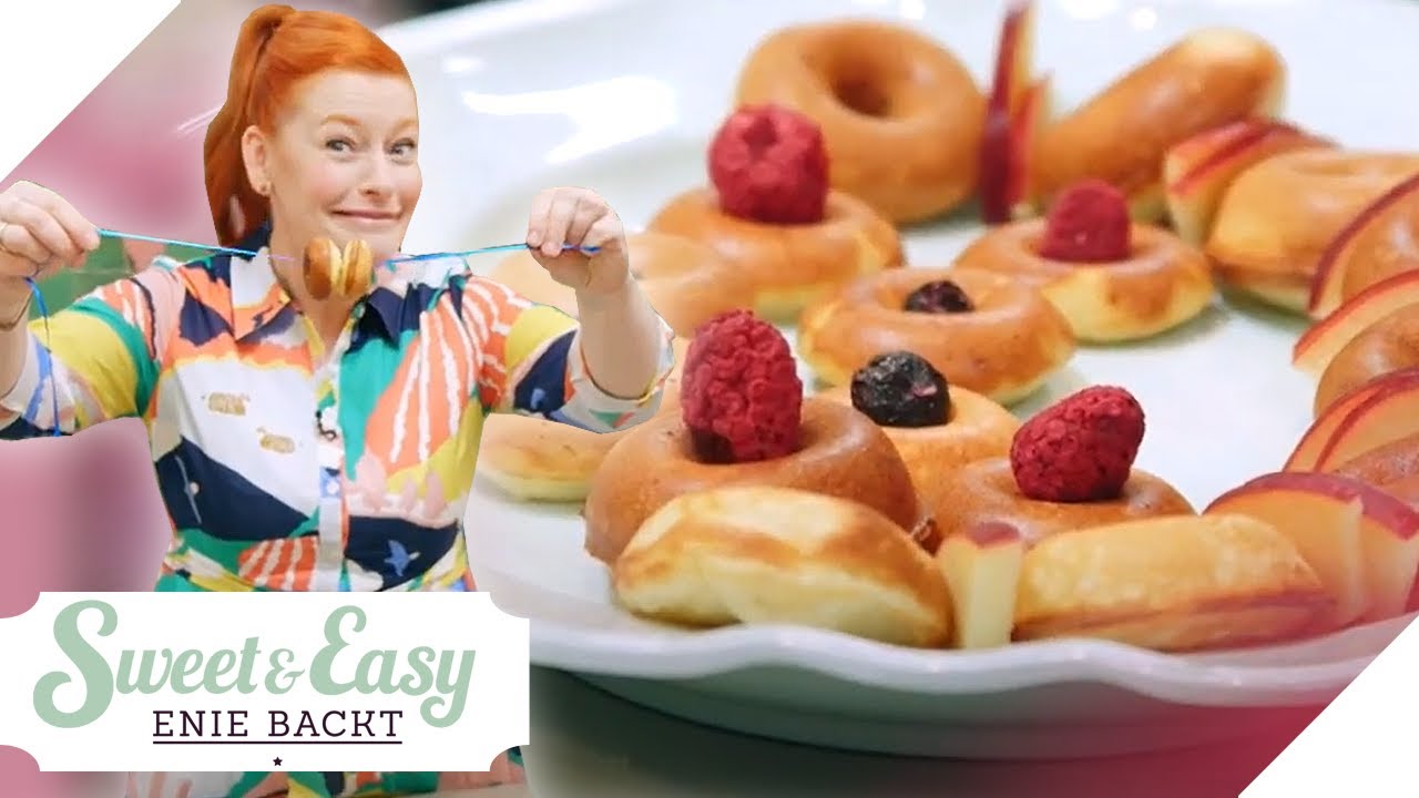 Poffertjes: Leckeres Nationalgericht aus den Niederlanden! 🍩 | Sweet & Easy - Enie backt | sixx