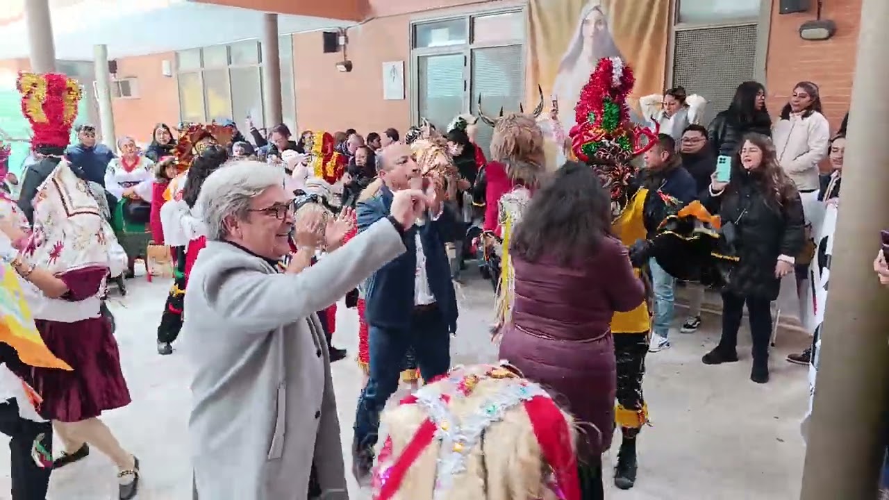 La diablada de Pillaro en el Pozo 