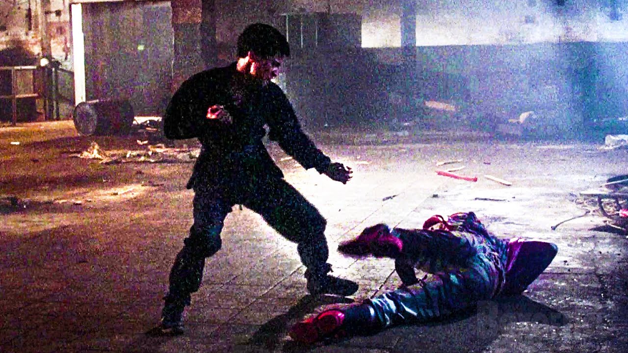 A vingança de Bruce Leroy em 60 segundos | O Último Dragão | Clipe