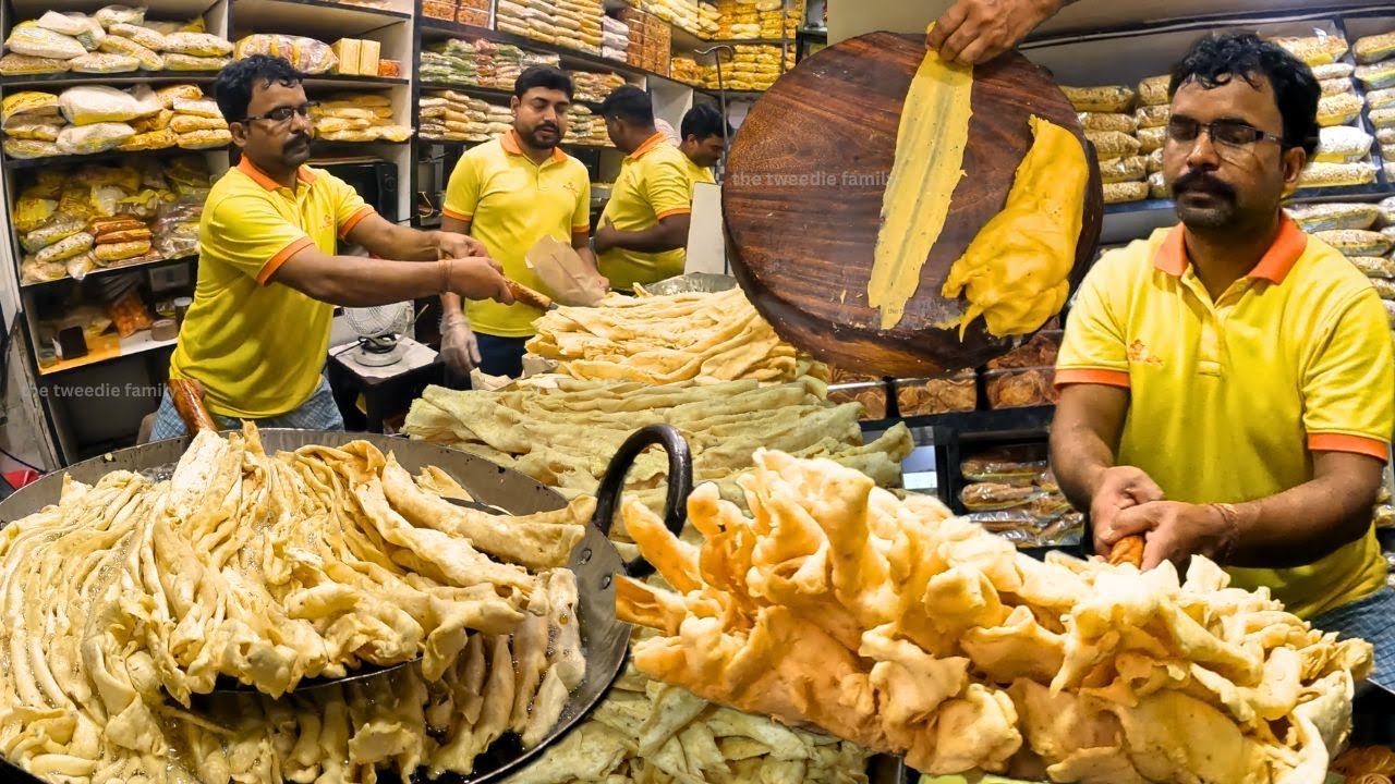 Famous Fafda FRY Making In DESI Ghee in Kolkata Indian Street Food