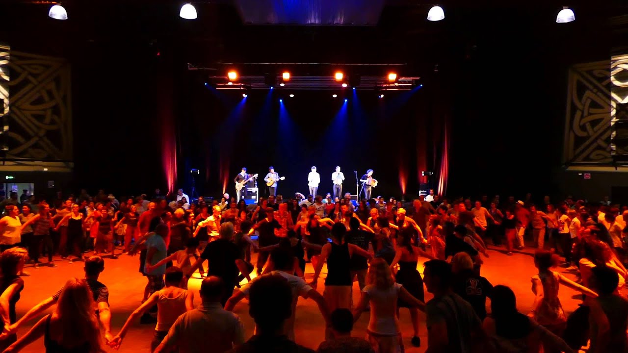 Rond de Saint-Vincent ( par Hamon/Martin quintet ) fest noz Cesson-Sévigné 06/06/2015