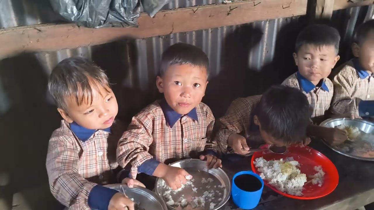 Dingpi mission school a student hohe