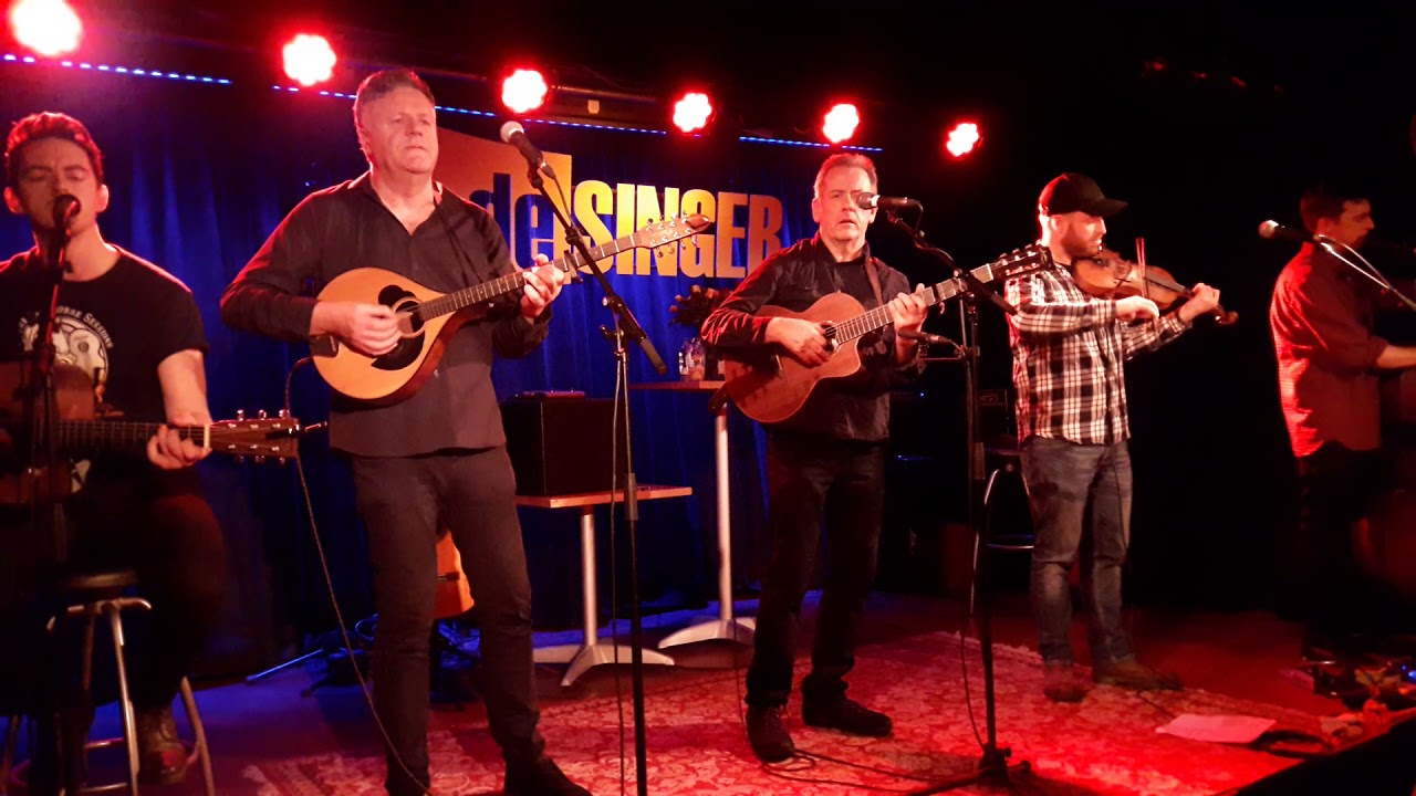 Liscannor Bay // The Fiddle Case with Special Guest Luka Bloom