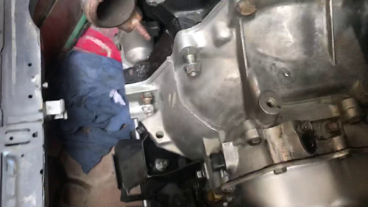 Tubo codo refrigerante Eurosport Cutlass Instalación