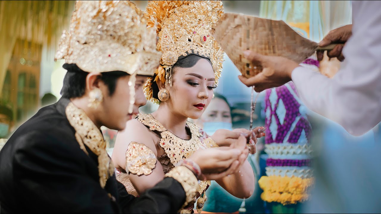 GAK BISA NAHAN NANGIS SAAT MELAKUKAN PROSESI UPACARA PERNIKAHAN ADAT BALI!