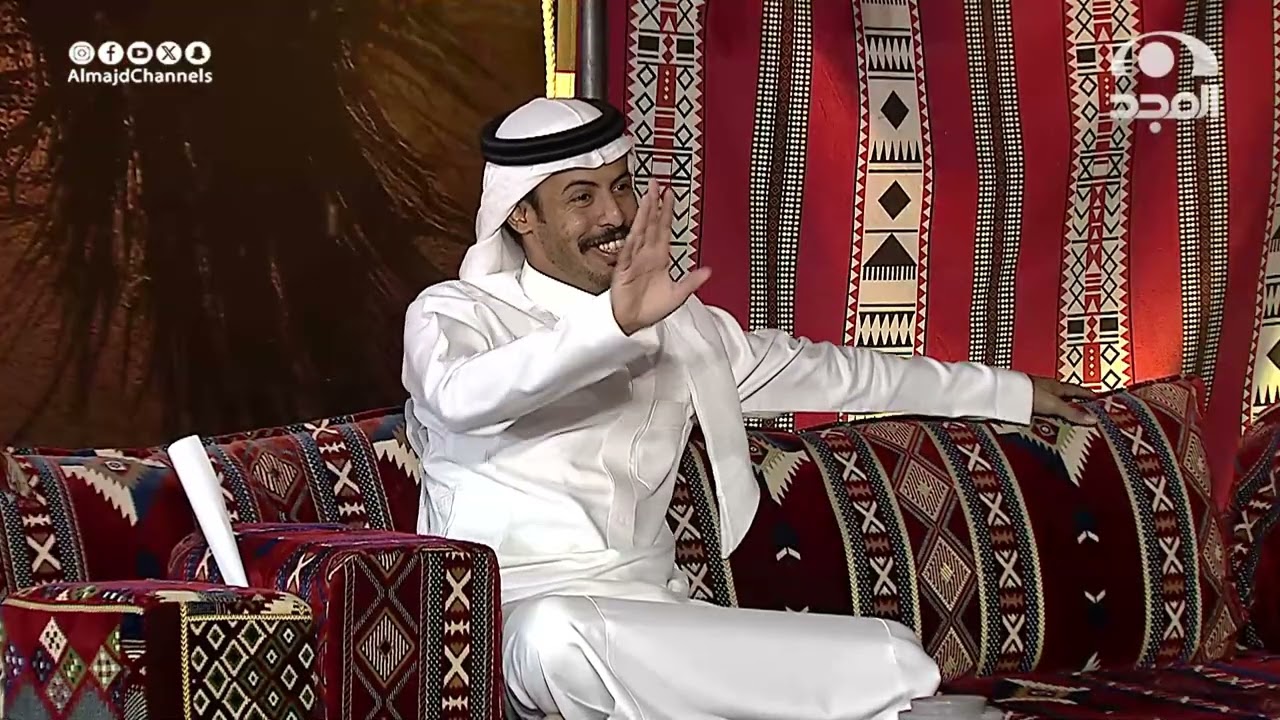 في أول ظهور لي في حفل لقبيلتنا وكان الحضور فوق 2000 وهذا كان حالي وقتها ..! الشاعر سالم بن مرهب