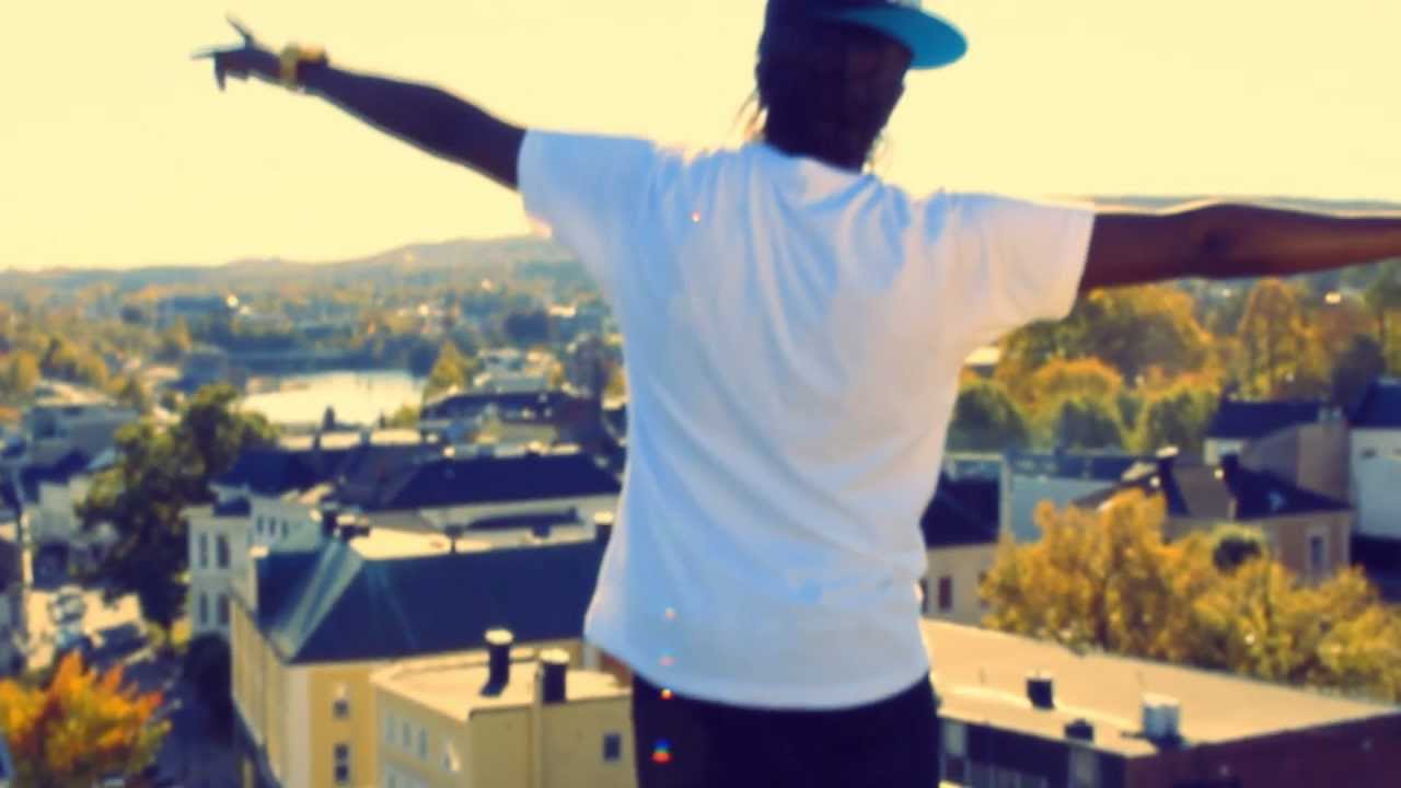 YOUNG E - TYPEN (OFFISIELL MUSIKKVIDEO)