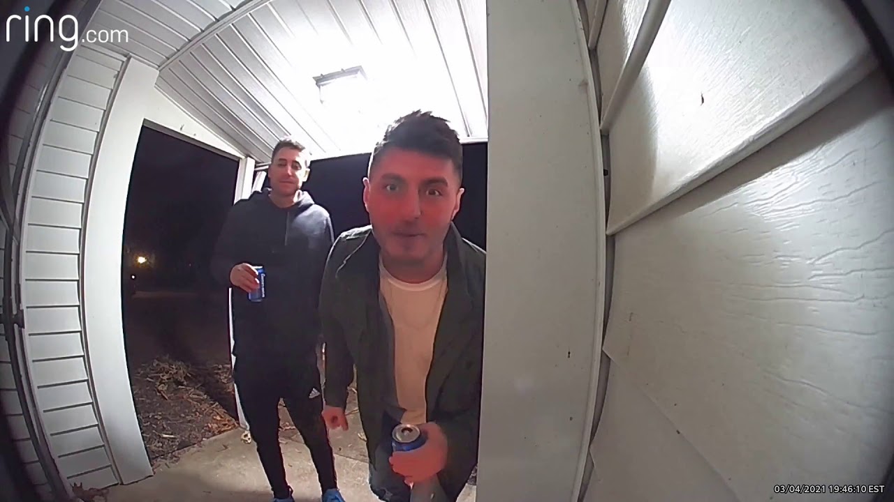 Друг «выходит» на Ring Camera
