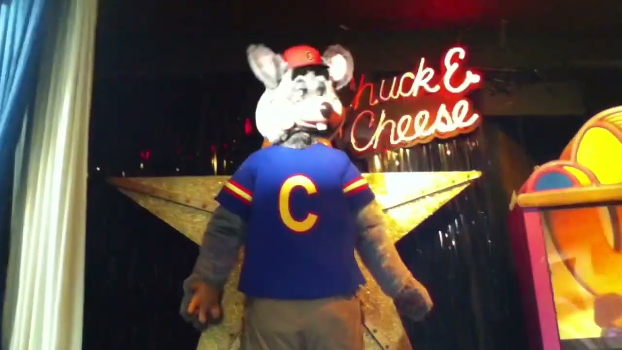 Chuck E Cheese: Fargo, ND - Best of Summer (Rockstar Version) [Segment One]