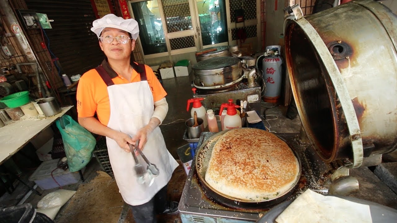 TAIWAN PIZZA - Street Food Tour of RURAL Taiwanese Market | BEST Traditional Market - Chiayi, Taiwan