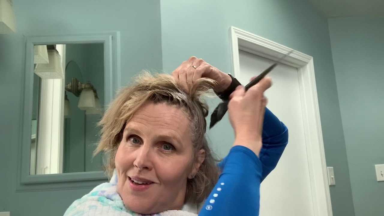 Regrowth hair color touch up.#waitifyoucantrimifyoumust