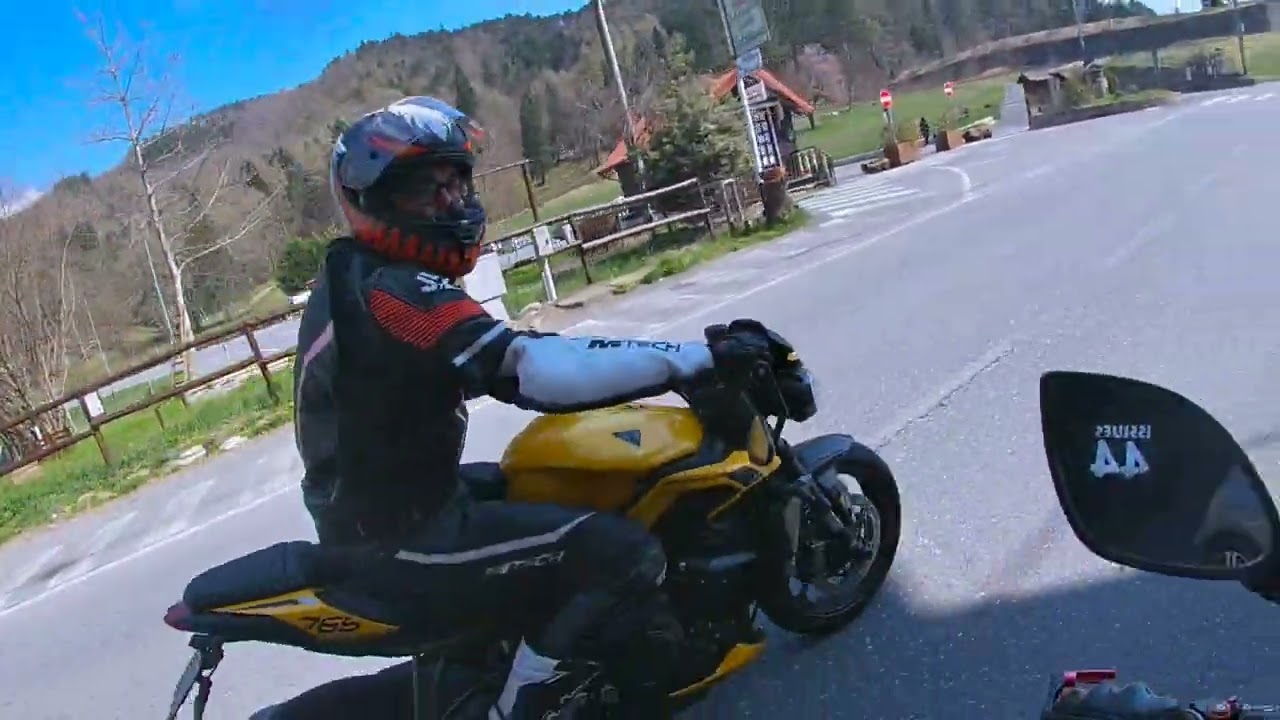 CB 1000 R & Street Triple 765 RS