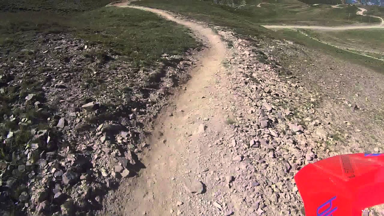 Descente VTT &agrave; M&eacute;ribel de Tougnette