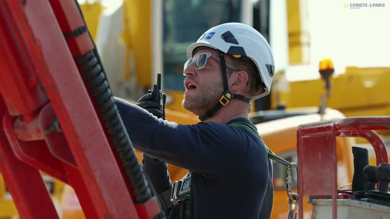 Réalisation d'une grue sécurisée pour une base navale - COMETE-J.PARIS